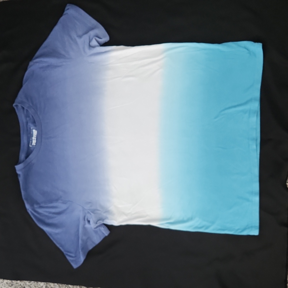 Blue gradient shirt large